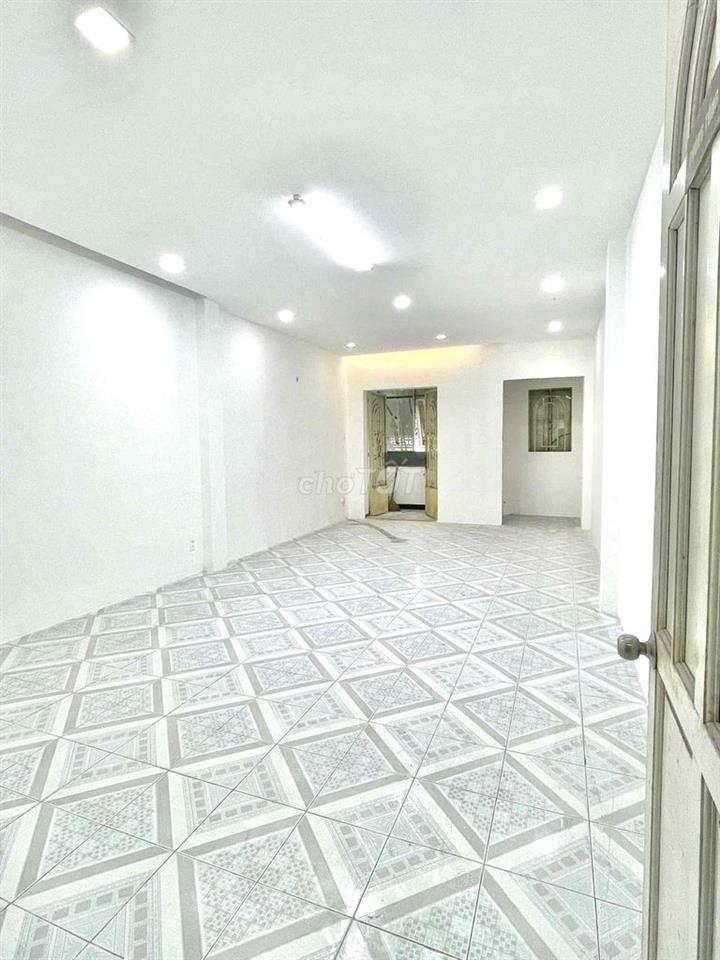 Mặt bằng KD, Trệt 3 Lầu, ST, Mặt tiền Đường Nguyễn Oanh, P.17, Gò Vấp
