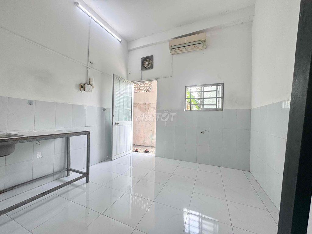 Phòng Sinh Viên máy lạnh, gần Chợ an nhơn, IUH
