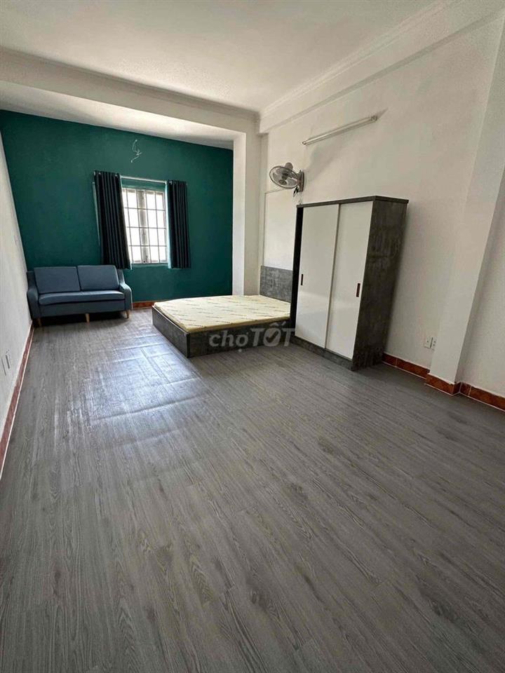Phòng SV Gần ĐH Nguyễn Tất Thành,  Máy lạnh,
