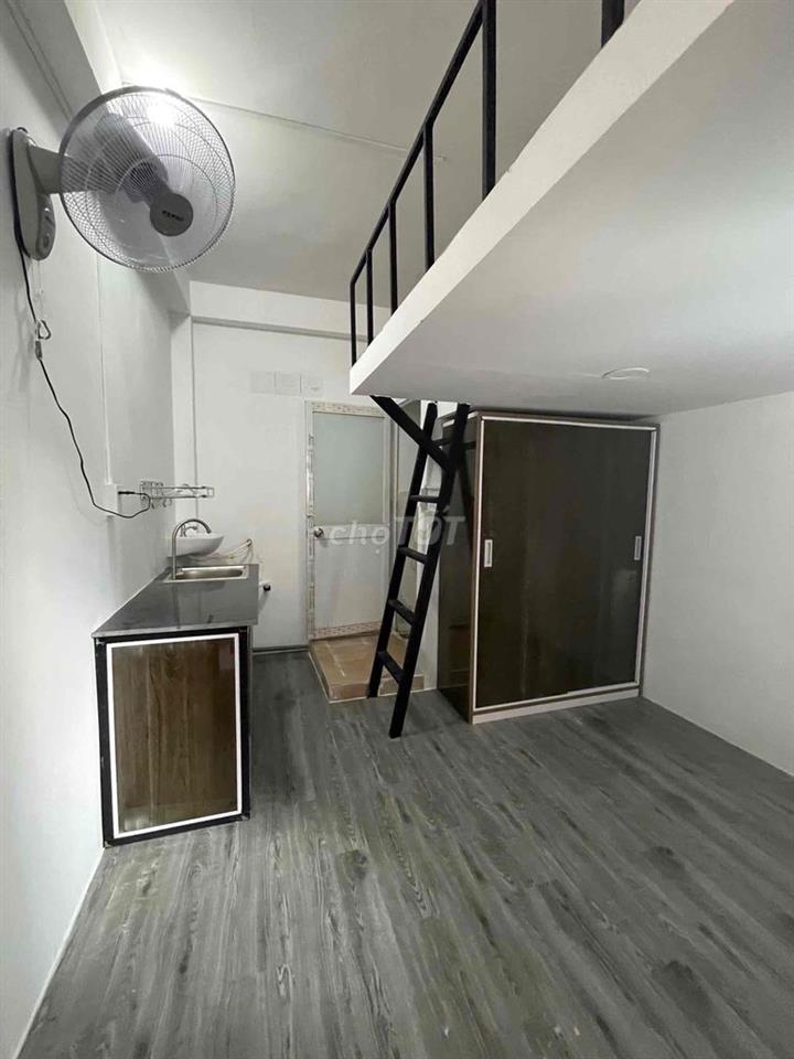 Phòng Sv máy lạnh Gần VOV và các trường ở CVPM,