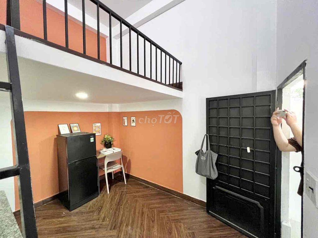 Phòng duplex full nội thất ngay đại học VLU