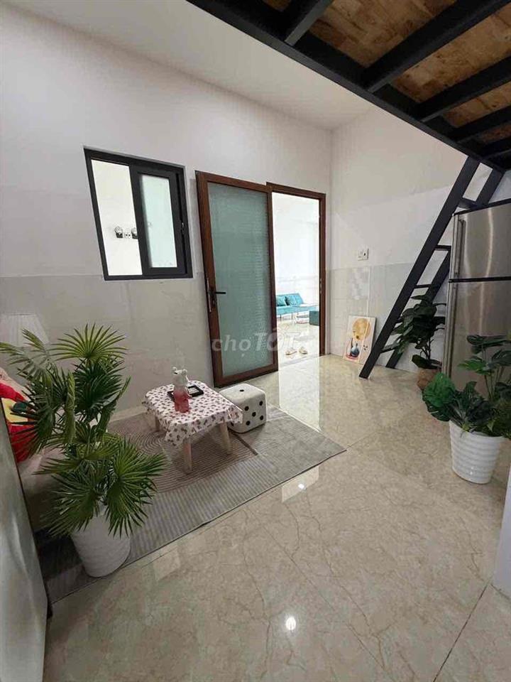 PHÒNG ĐẸP CHÀO ĐÓN TÂN SINH VIÊN 2k8 Sát Emart PVT