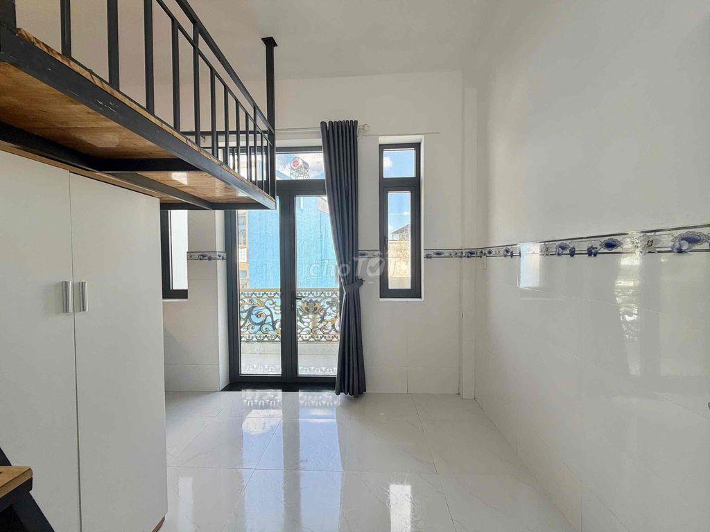Cho thuê phòng có gác ban công thuận tiện đi sân bay