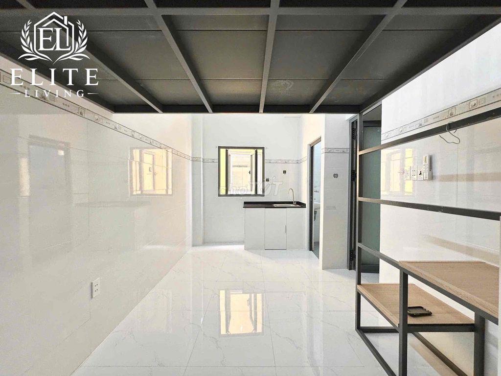 Duplex ban công cửa sổ trời gần ngay Nguyễn Oanh