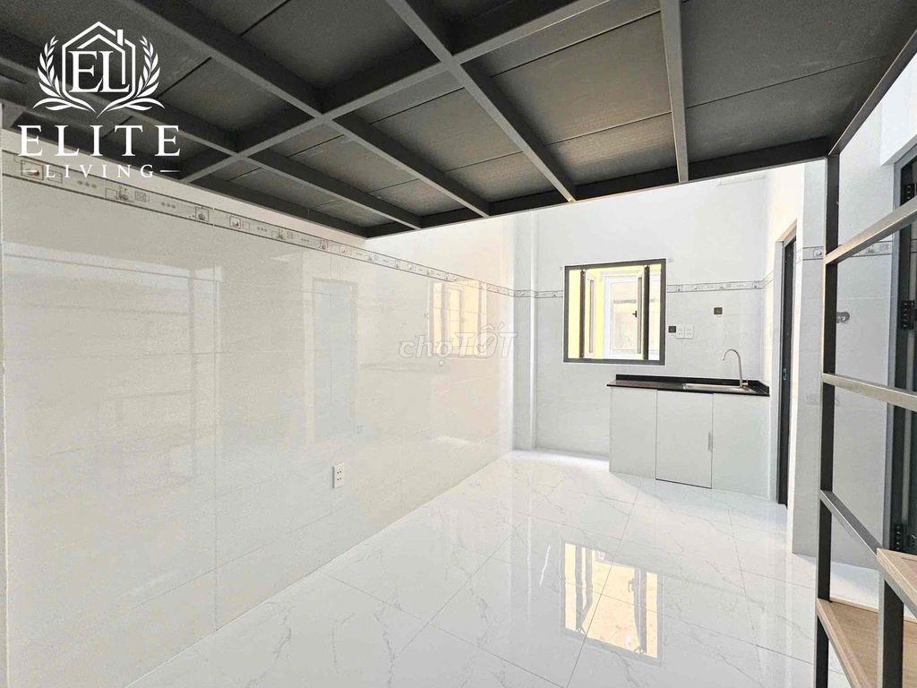 Duplex ban công cửa sổ trời gần ngay Nguyễn Oanh