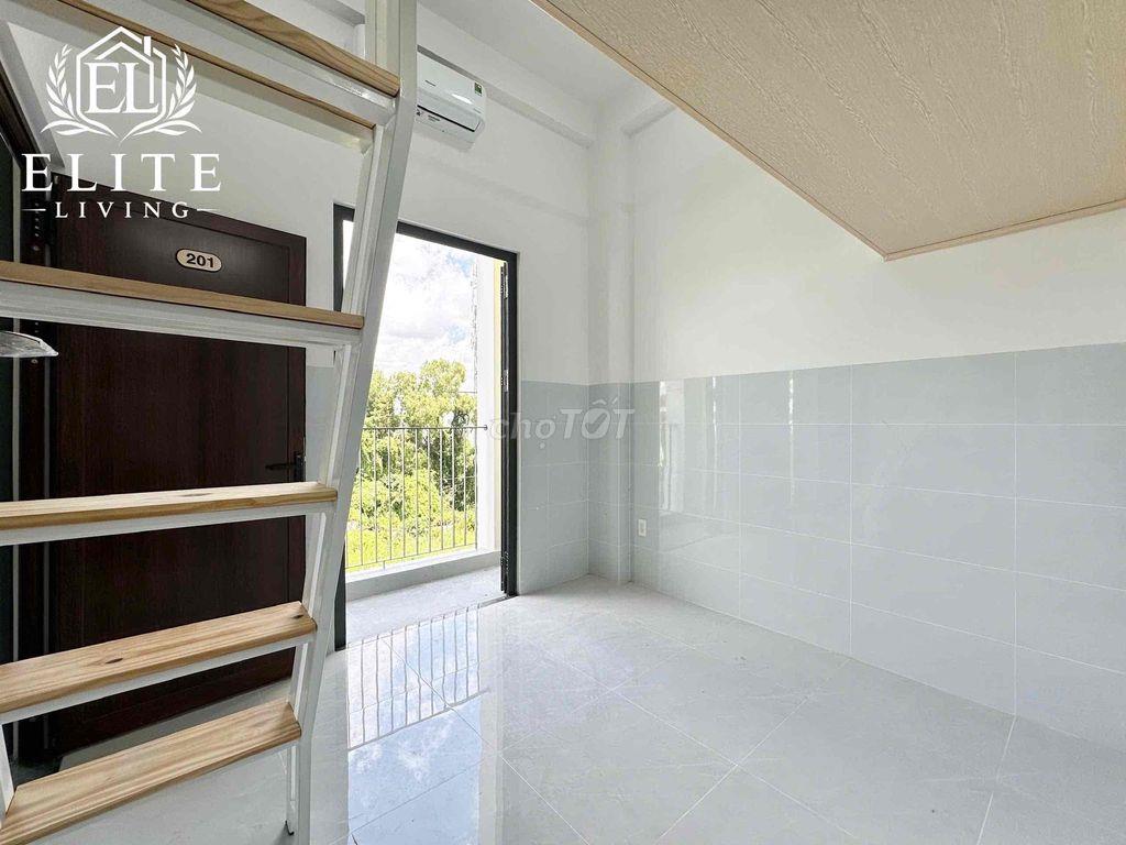 Phòng mới xây có ban công zá tốt gần đại học Văn Lang, IUH, NTTU