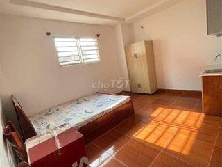 Phòng 20m2. Full Nội Thất - Cửa Sổ Trời - Thang Máy. Đào Trinh Nhất