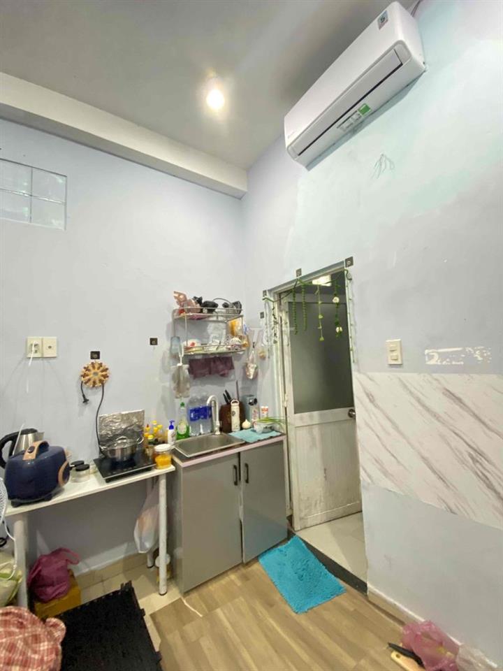 Phòng Mới Full Nội Thất 28m2. Đường Tô Ký Ngay Trường ĐH GT Vận Tải