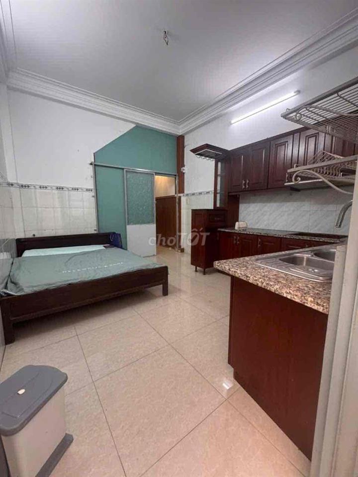 phòng đẹp Nguyễn Văn Công rẻ quá đi