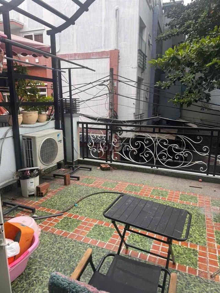 nhượng lại phòng đẹp - ở rất thích