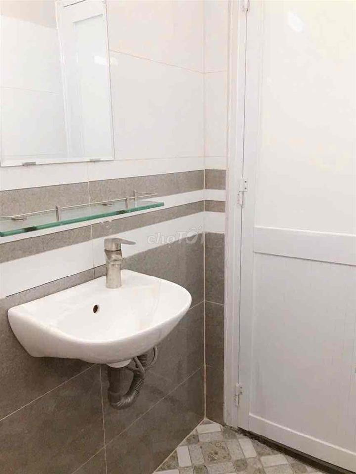 Phòng trọ mới Dương Quảng Hàm cách ĐH Văn Lang 300m, ĐH Công Nghiệp