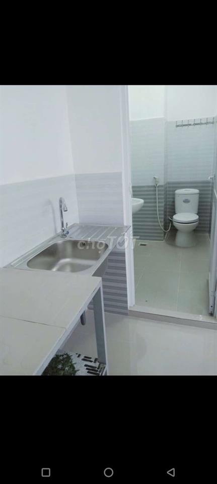chính chủ cho thuê phòng máy lạnh full nội thất giá rẻ giờ giấc tự do