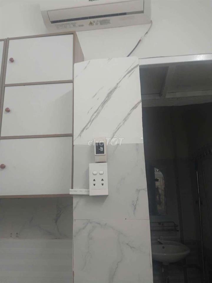 chính chủ cho thuê phòng phun nội thất giá rẻ đầy đủ tiện nghi