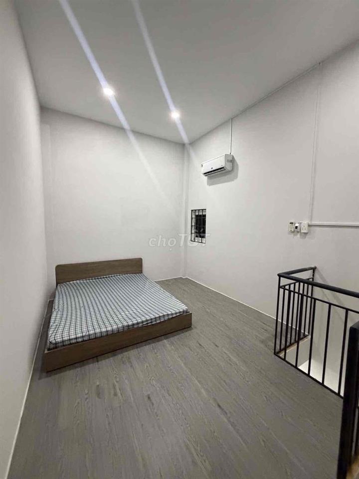 ngày 10 khách trả - GÒ VẤP