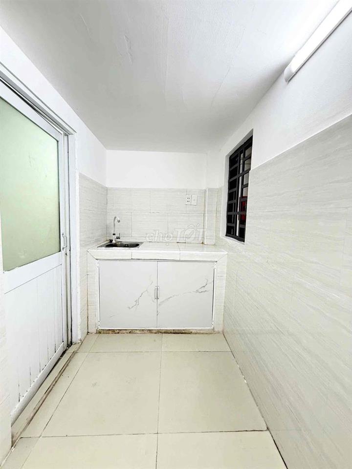 Phòng Trọ Duplex Ngay Gần Emart