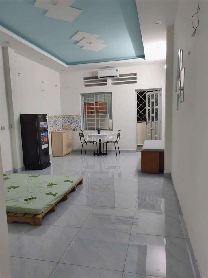 PHÒNG SUTIO TÁCH BẾP BANCOL GÒ VẤP