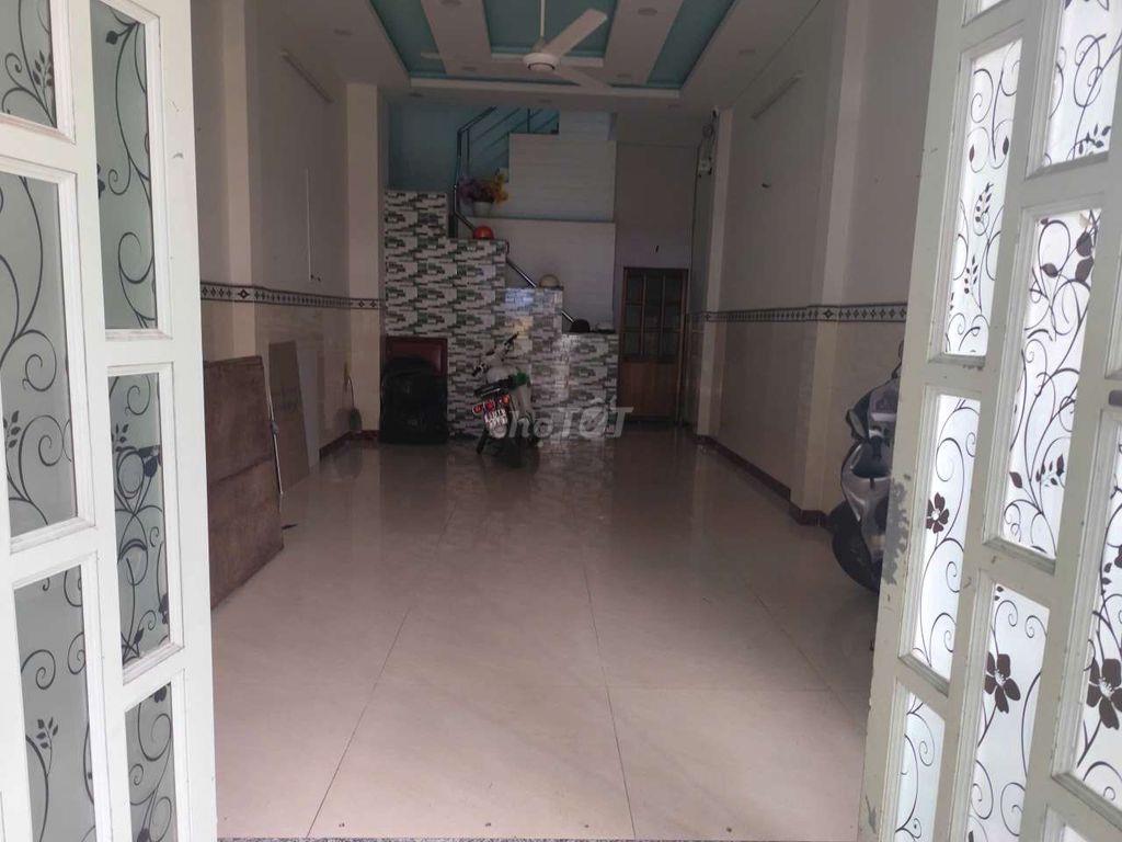 PHÒNG SUTIO TÁCH BẾP BANCOL GÒ VẤP