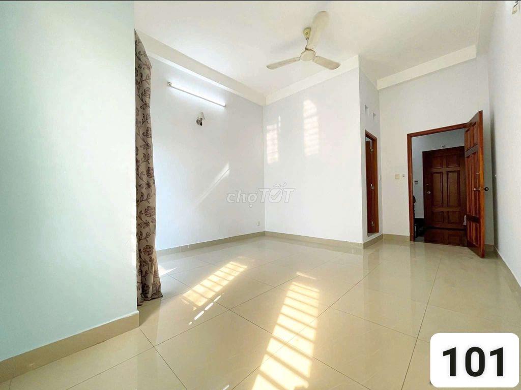 PHÒNG TRỌ BAN CÔNG GIÁ RẺ GÒ VẤP