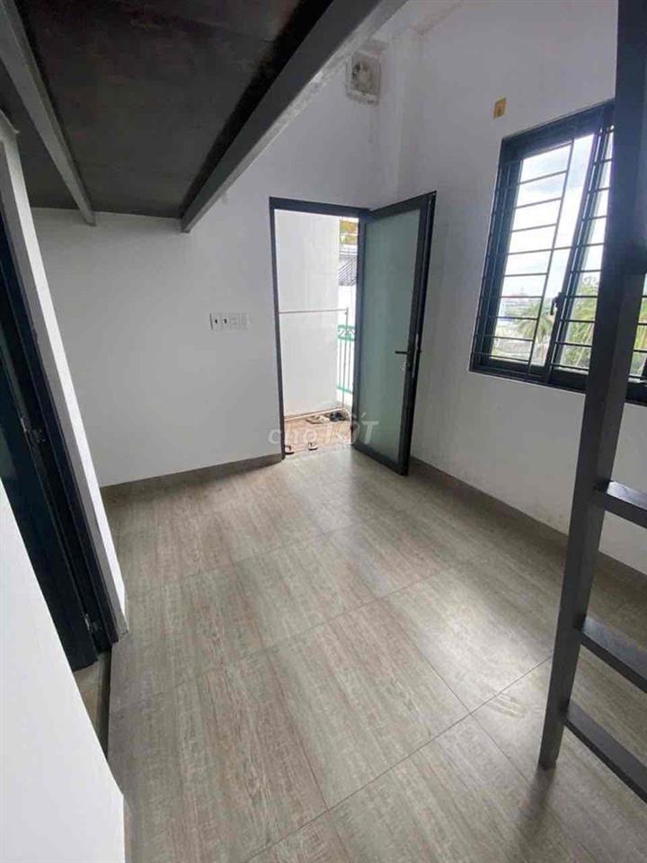 Chủ nhà làm từ thiện phòng siu rẻ