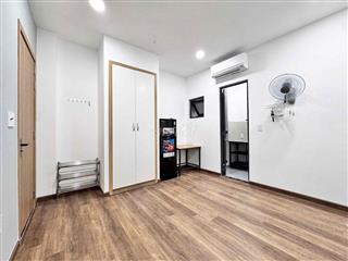 Studio Tách bếp cửa sổ trời Full NT a-z
