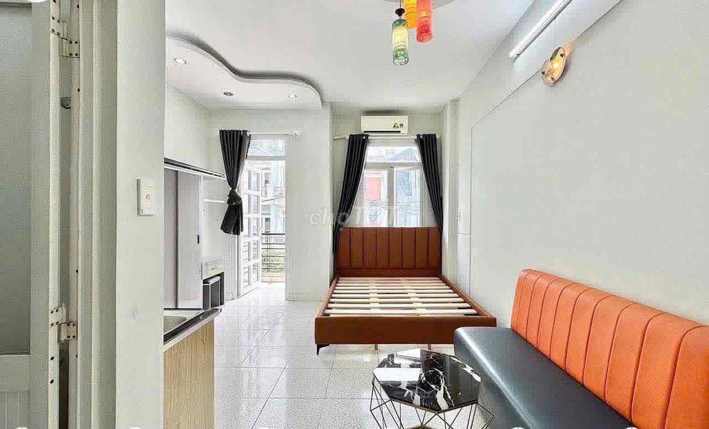 PHÒNG BAN CÔNG FULL NỘI THẤT CHỈ TÍNH TIỀN ĐIỆN