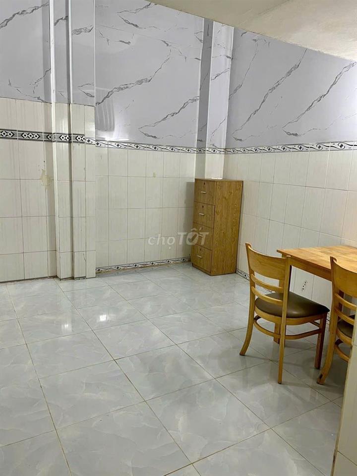 PHÒNG TRỌ 40M2, ĐƯỜNG NGUYỄN VĂN NGHI, P7, Q. GÒ VẤP, TP. HCM 