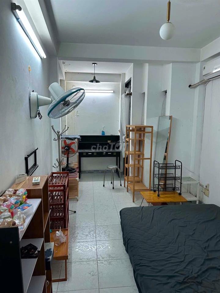 CHO THUÊ NGUYÊN TẦNG TRONG NHÀ NGUYÊN CĂN