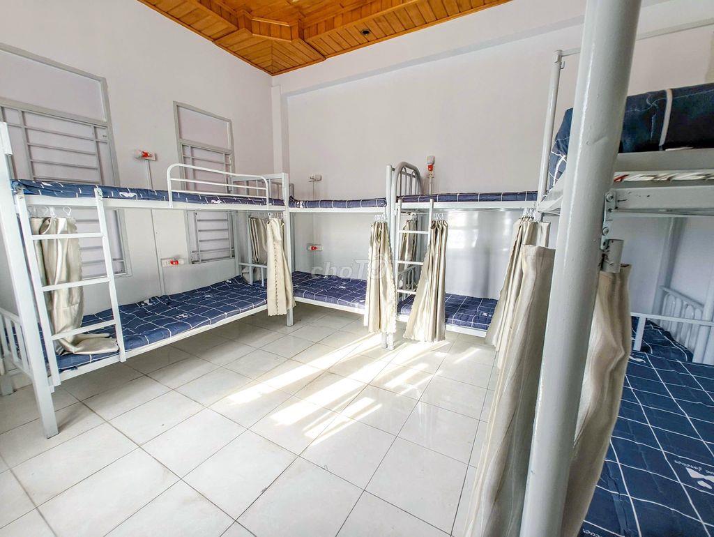MIỄN PHÍ TIỀN THUÊ THÁNG ĐẦU TIÊN NHIỀU KTX SINH VIÊN GIÁ RẺ