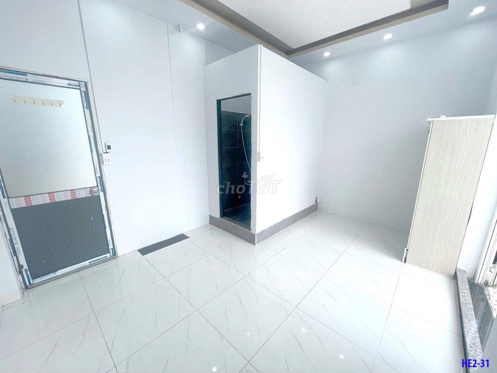 PHÒNG BAN CÔNG SẴN MÁY LẠNH DỌN VÀO Ở NGAY GIÁ CHỈ 3tr500