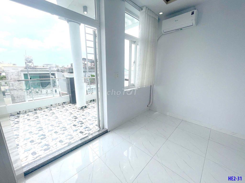 PHÒNG BAN CÔNG SẴN MÁY LẠNH DỌN VÀO Ở NGAY GIÁ CHỈ 3tr500