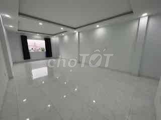 PHÒNG CỬA SỔ SIÊU THOÁNG 35m2 DỌN VÀO Ở NGAY GIÁ CHỈ 3tr500