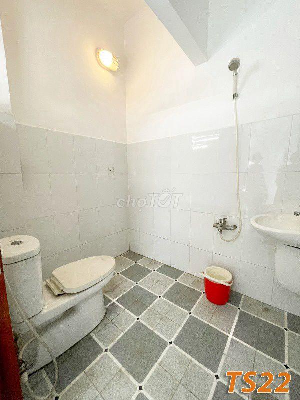 CHÍNH CHỦ CHO THUÊ PHÒNG TRỌ GẦN VLU, IUH GIÁ CHỈ 3TR300