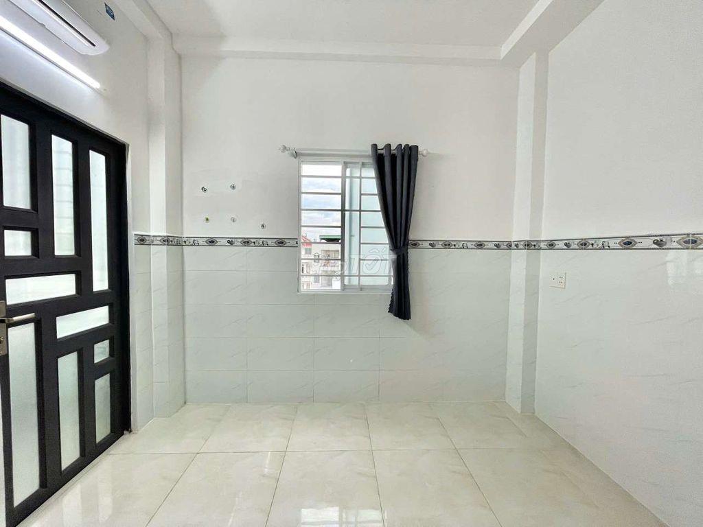 PHÒNG TRỌ CÓ GÁC CỰC HIẾM TRONG TẦM GIÁ ĐẦU ĐƯỜNG NGUYỄN VĂN LƯỢNG