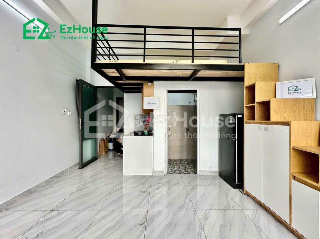 GIỮ PHÒNG 1/9 PHÒNG GÁC CAO 1M8 CỬA SỔ TRỜI LỚN CHO NHÓM BẠN VLU, IUH