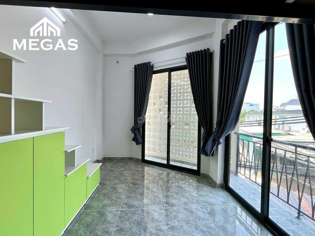 PHÒNG TRỌ CÓ GÁC BAN CÔNG NGAY CÔNG VIÊN LÀNG HOA, GIỮ PHÒNG ĐẾN T10