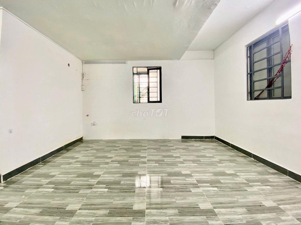 Phòng trên đường Quang Trung full nội thất. Giá chỉ 3tr2