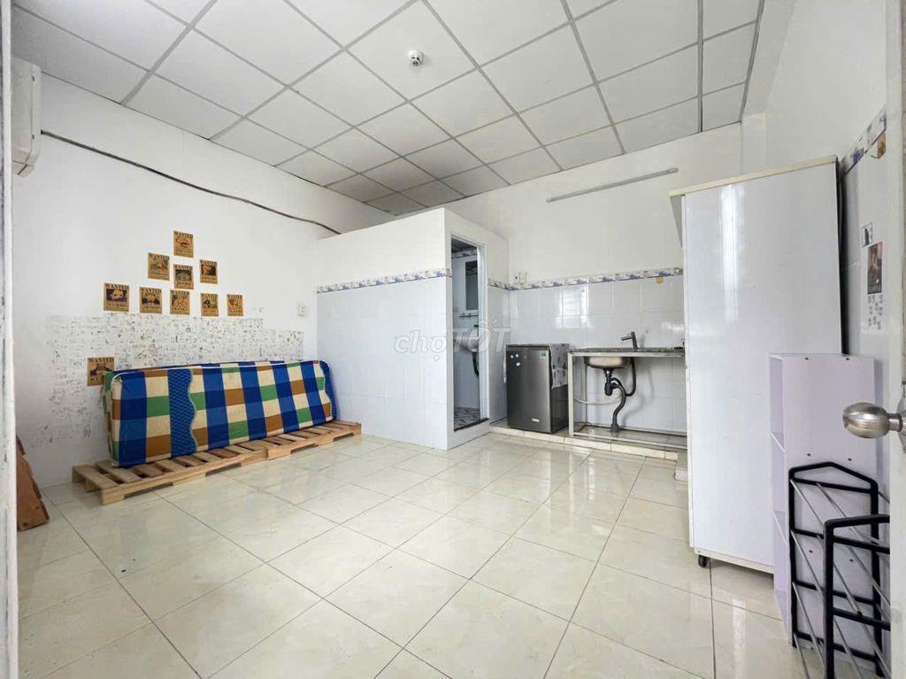 Phòng banol full nt. Trần Bá Giao, P An Nhơn - full nt chỉ 4tr