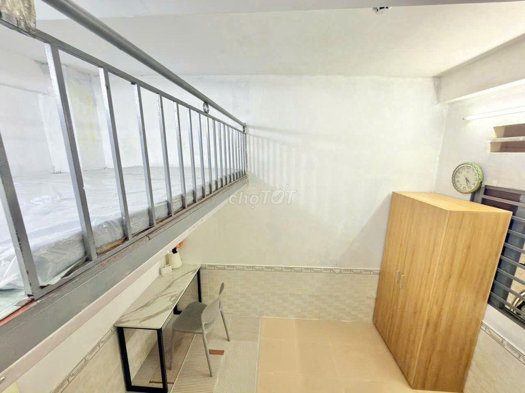Phòng cực hiếm. Nguyễn Văn Công, GV - có máy lạnh chỉ 3tr5