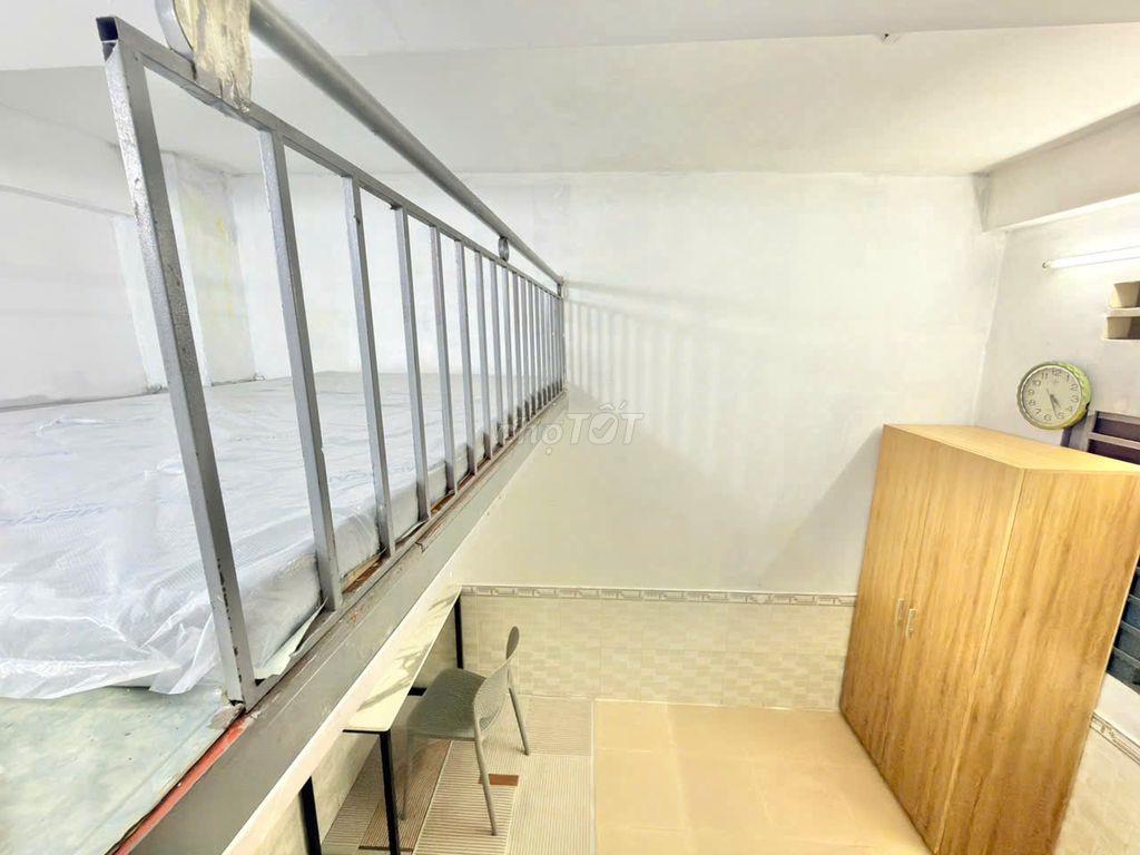 Phòng cực hiếm. Nguyễn Văn Công, GV - có máy lạnh chỉ 3tr5