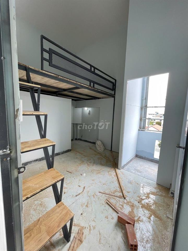 PHÒNG XỊN TRẦN BÁ GIAO, P AN NHƠN, GẦN IUH VÀ VLU CHỈ 3TR7 CÓ BANCOL