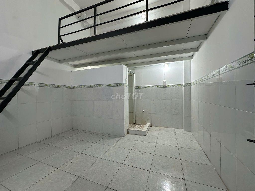 PHÒNG ĐẸP HIẾM. ĐS 20, P AN NHƠN, GÁC CAO, SÁT PHẠM VĂN ĐỒNG CHỈ 3TR2
