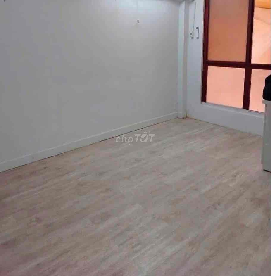 PHÒNG CHO THUÊ ,WC RIÊNG ,NGAY CHỢ TSN ,CV GIA ĐỊNH ,ĐH GIA ĐỊNH ,BV75