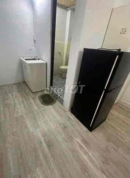 PHÒNG CHO THUÊ ,WC RIÊNG ,NGAY CHỢ TSN ,CV GIA ĐỊNH ,ĐH GIA ĐỊNH ,BV75