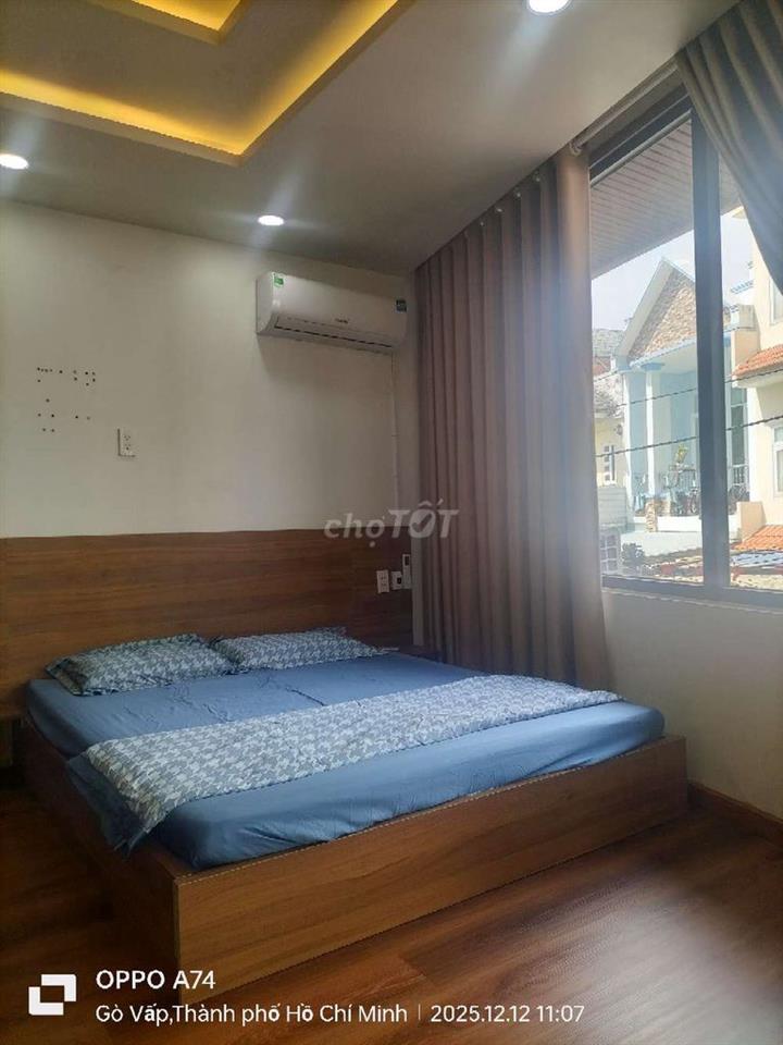 Phòng 2 mặt tiền thoáng mát – đầy đủ tiện nghi

,