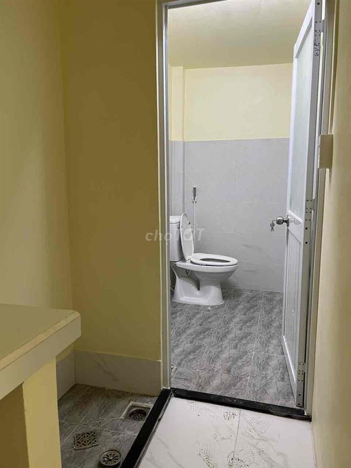 Phòng cho thuê sạch sẽ, yên tịnh, giờ giấc tự do