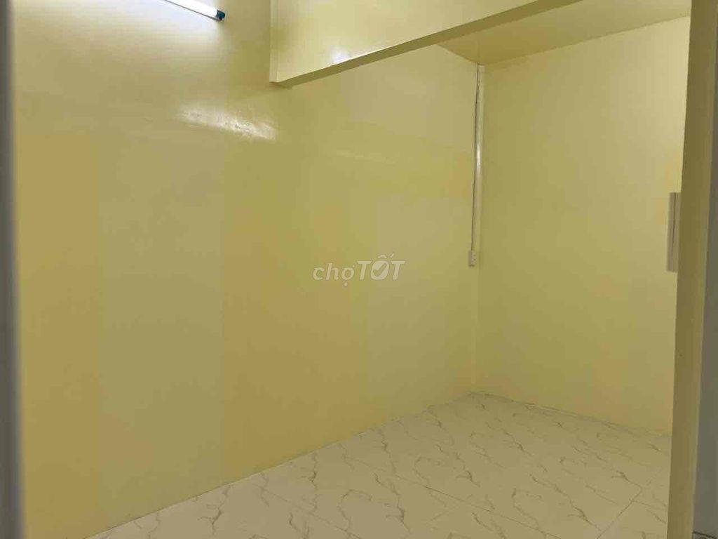 Phòng cho thuê sạch sẽ, yên tịnh, giờ giấc tự do