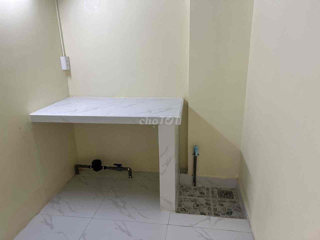 Phòng cho thuê sạch sẽ, yên tịnh, giờ giấc tự do