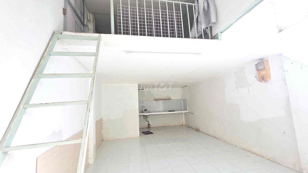 PHÒNG TRỆT CÓ GÁC RIÊNG BIỆT PHÙ HỢP Ở GIA ĐÌNH