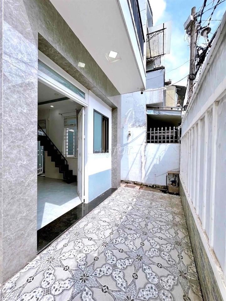 CHO THUÊ CHDV FULL NỘI THẤT TÁCH BẾP