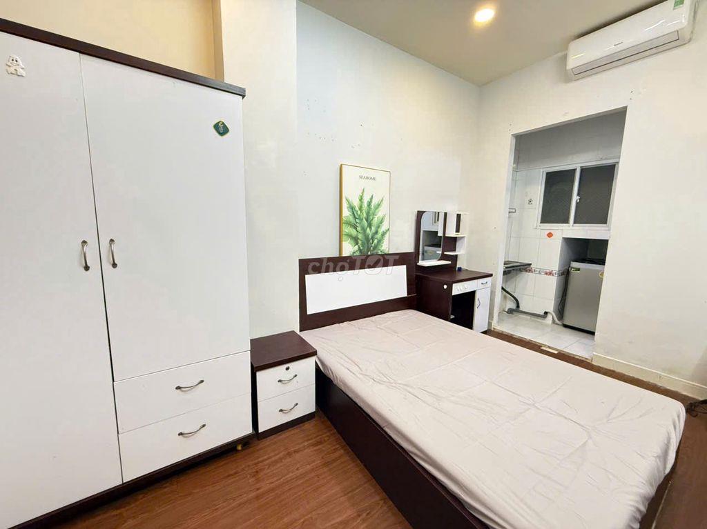 Phòng trọ Quận 10 - Nội thất đầy đủ